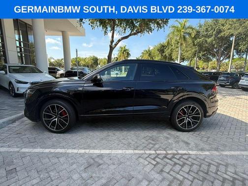 Orca Black Metallic 2021 Audi Q8 55 Premium Plus