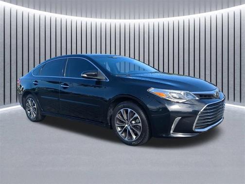 2018 Toyota Avalon XLE