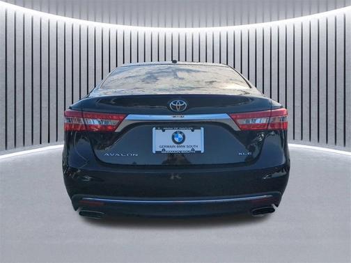 2018 Toyota Avalon XLE