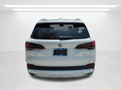 Alpine White 2026 BMW X5 xDrive40i