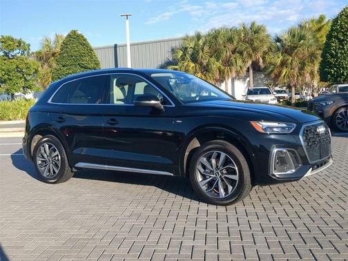 2022 Audi Q5 45 S line quattro Premium