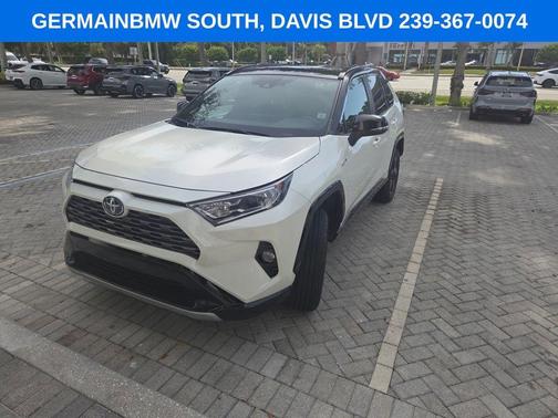 Blizzard Pearl / Midnight Black Metallic 2021 Toyota RAV4 Hybrid XSE