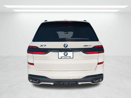 2026 BMW X7 xDrive40i