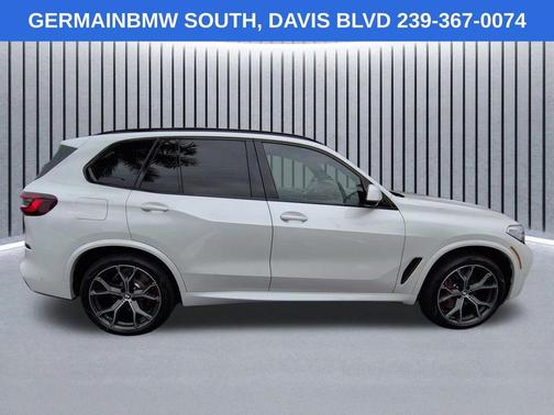 Mineral White Metallic 2023 BMW X5 M50i