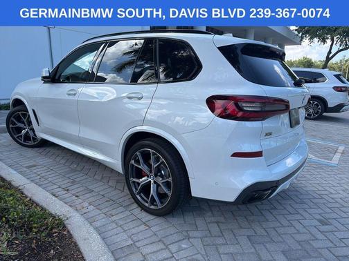 Mineral White Metallic 2023 BMW X5 M50i