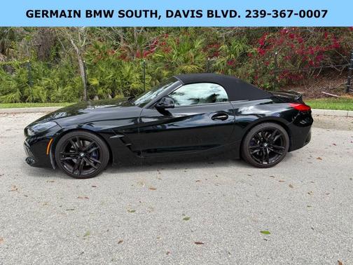Black Sapphire Metallic 2023 BMW Z4 M40i
