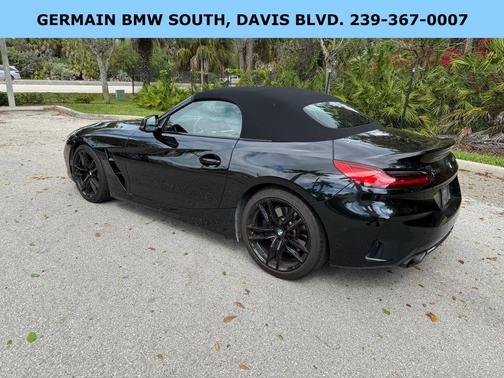 Black Sapphire Metallic 2023 BMW Z4 M40i