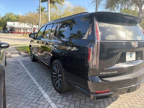 2021 Cadillac Escalade ESV Sport