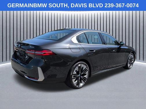 Dark Graphite Metallic 2024 BMW 530 i