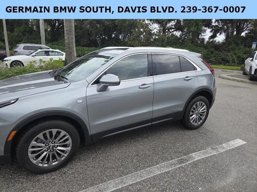 2024 Cadillac XT4 Premium Luxury