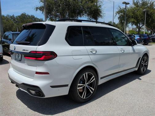 2026 BMW X7 xDrive40i