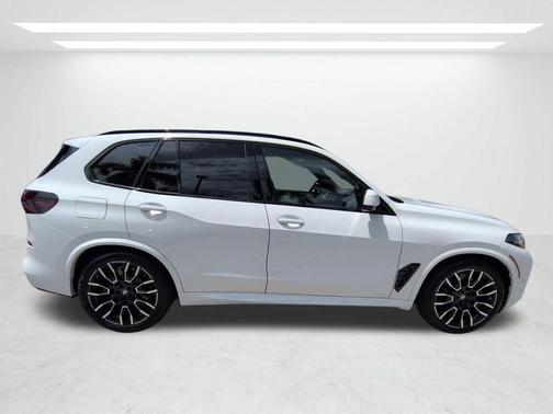 Alpine White 2026 BMW X5 PHEV xDrive50e
