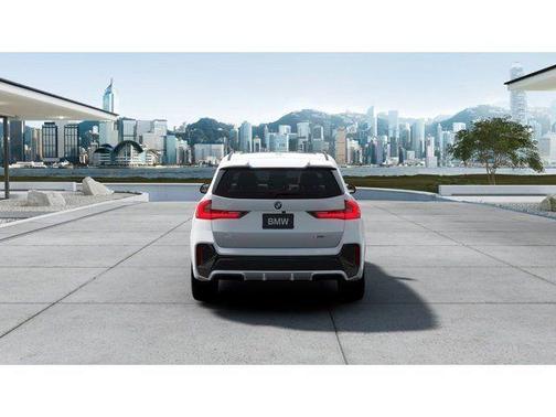Alpine White 2027 BMW X1 xDrive28i
