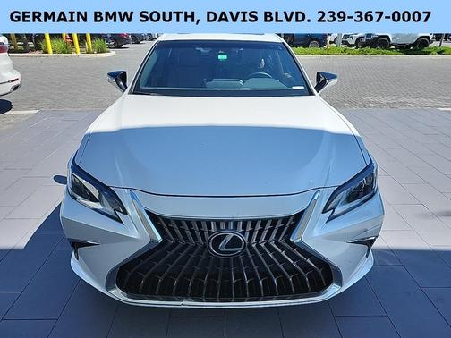 2022 Lexus ES 350 Base