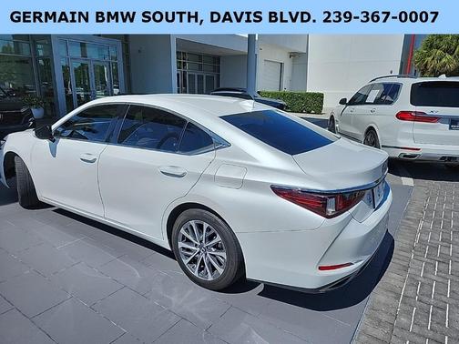 2022 Lexus ES 350 Base