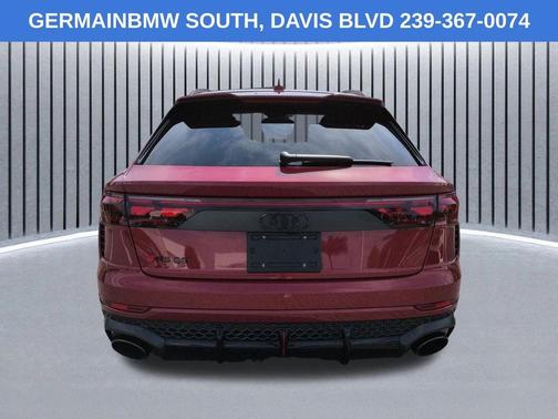 Chili Red Metallic 2025 Audi RS Q8 4.0T quattro