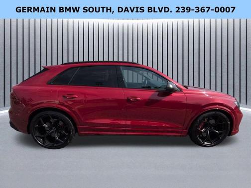 Chili Red Metallic 2025 Audi RS Q8 4.0T quattro