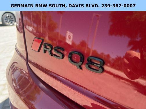 Chili Red Metallic 2025 Audi RS Q8 4.0T quattro