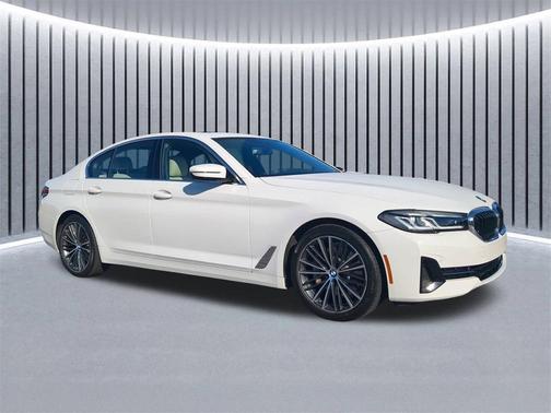 2022 BMW 530 i