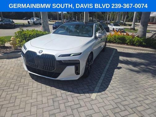 White Metallic 2025 BMW 760 760i xDrive