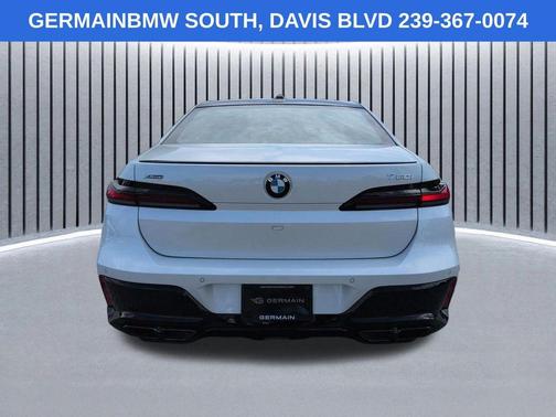 Mineral White Metallic 2025 BMW 760 760i xDrive