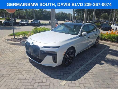 White Metallic 2025 BMW 760 760i xDrive