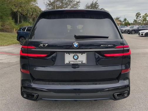 2026 BMW X7 xDrive40i