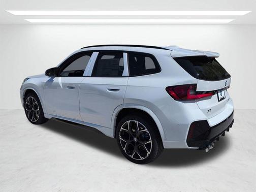Alpine White 2026 BMW X1 M35i