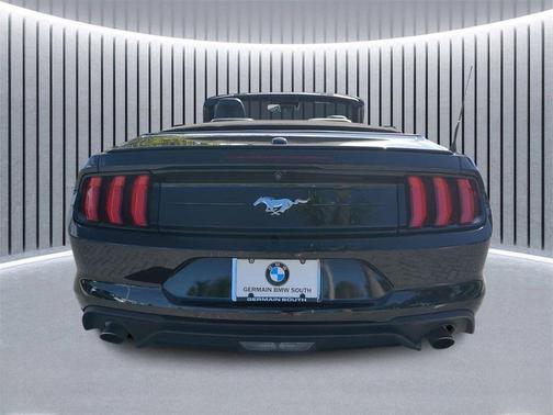 2022 Ford Mustang EcoBoost Premium
