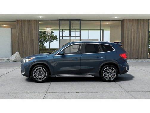 Night 2026 BMW X1 xDrive28i