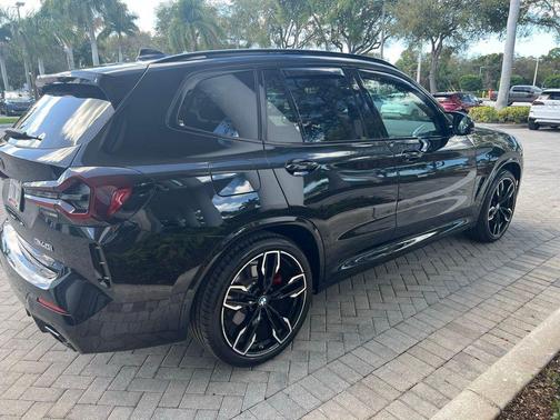 2023 BMW X3 M40i