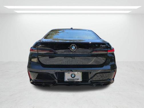 Carbon Black Metallic 2026 BMW 760 760i xDrive