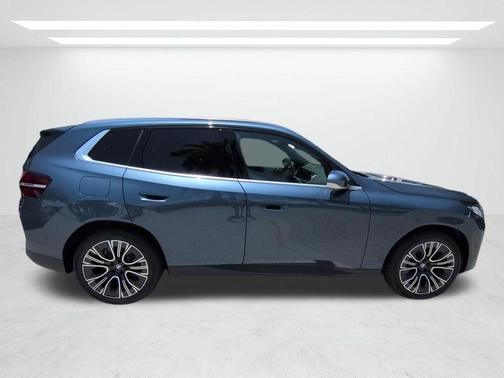 Arctic Race Blue Metallic 2026 BMW X3 30 xDrive