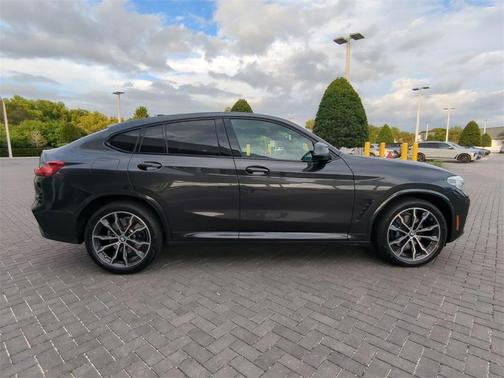 2021 BMW X4 M40i