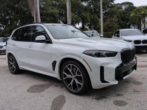 Alpine White 2026 BMW X5 PHEV xDrive50e
