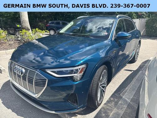 2019 Audi e-tron Prestige