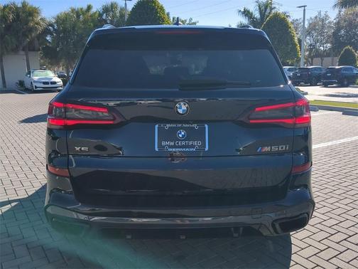 2023 BMW X5 M50i