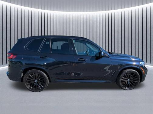 2023 BMW X5 M50i