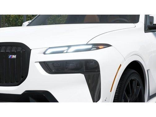 Mineral White Metallic 2027 BMW X7 M60i