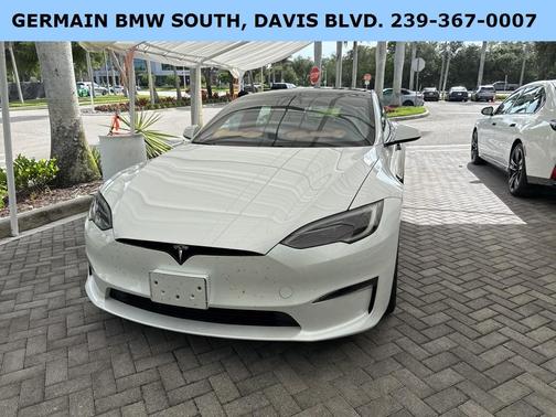 2022 Tesla Model S Base