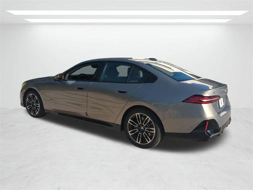 2026 BMW 530 i xDrive