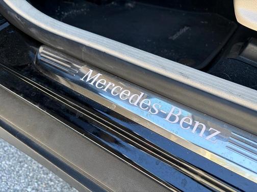 2022 Mercedes-Benz GLC 300 Base