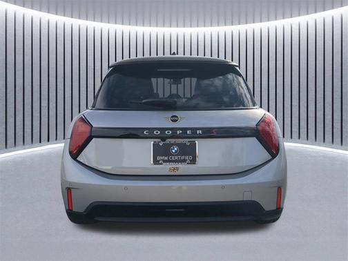 2025 MINI Hardtop ICONIC