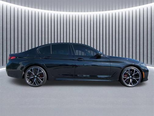 2022 BMW 540 i