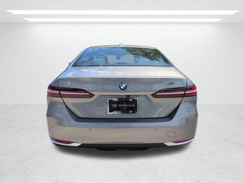 Gray Metallic 2026 BMW i5 eDrive40