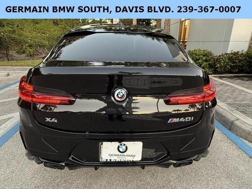 2023 BMW X4 M40i