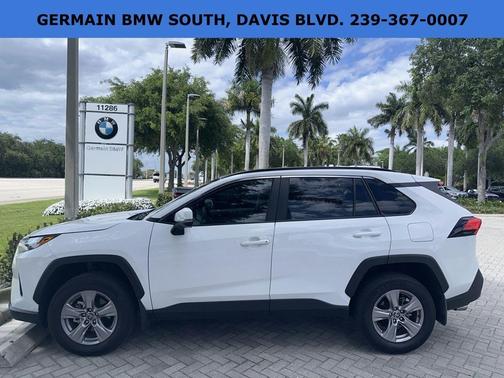 Ice 2025 Toyota RAV4 XLE