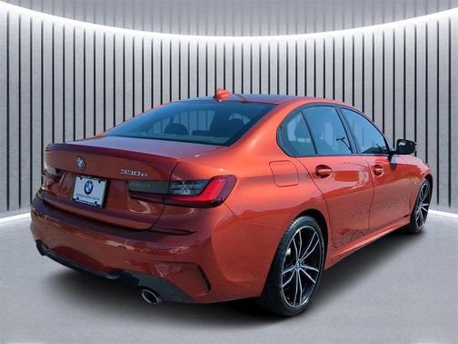 2022 BMW 330e 330e