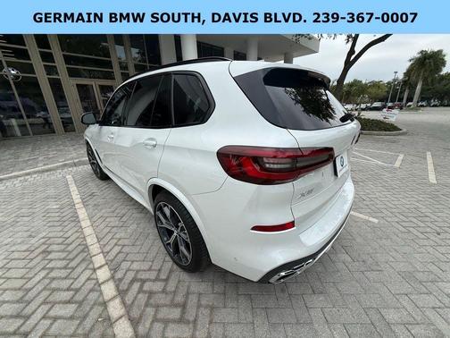 Mineral White Metallic 2023 BMW X5 xDrive40i