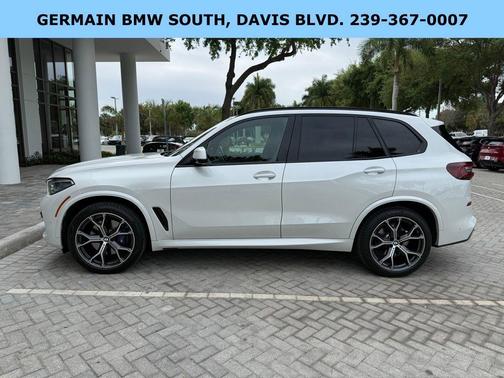 Mineral White Metallic 2023 BMW X5 xDrive40i